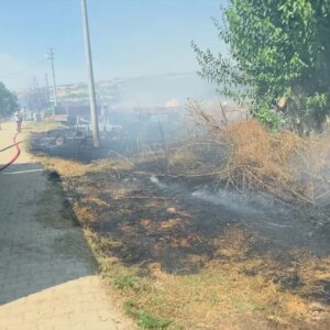 inegolde tarla yangini kontrol altina alindi GHUYRaWF