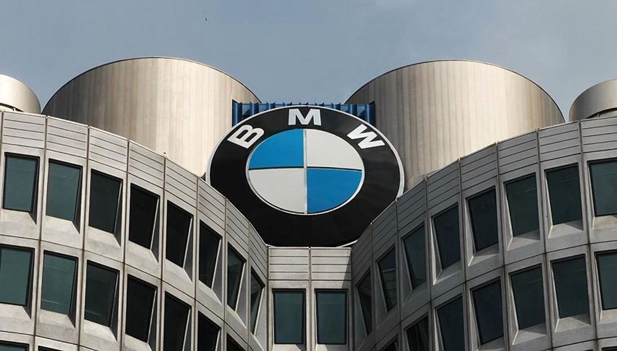 bmw dunya capinda yuz binlerce araci geri cagiracak dYpeTFLG