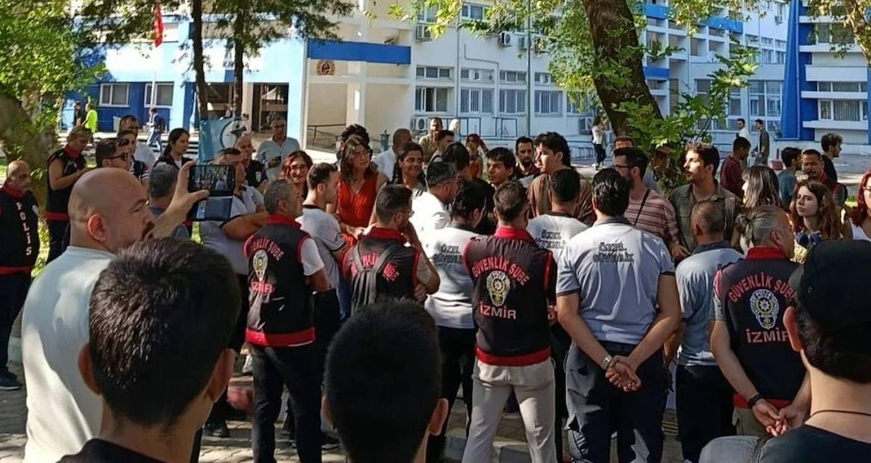 ege universitesinde zamlari protesto eden genclere gozalti R23YdWmO