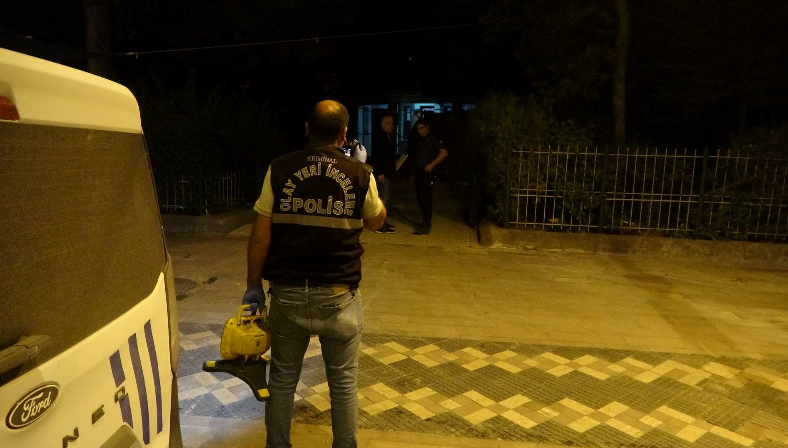 malatyada cami sadirvaninda silahli kavga 3 yarali jPH5EZn1