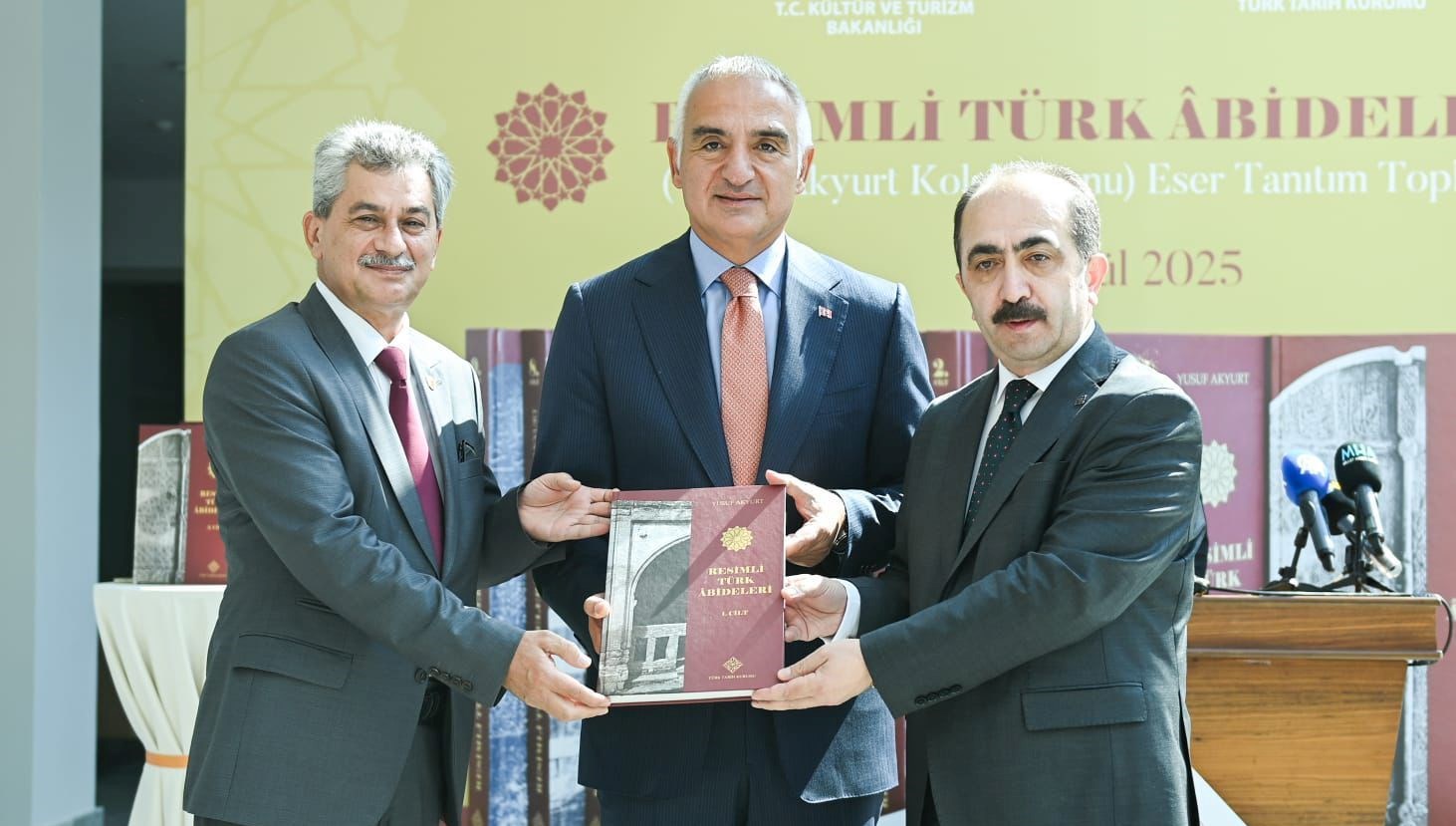 turkiyenin kultur hazinelerindenresimli turk abideleri okurlarla bulustu Ez25Yn5k