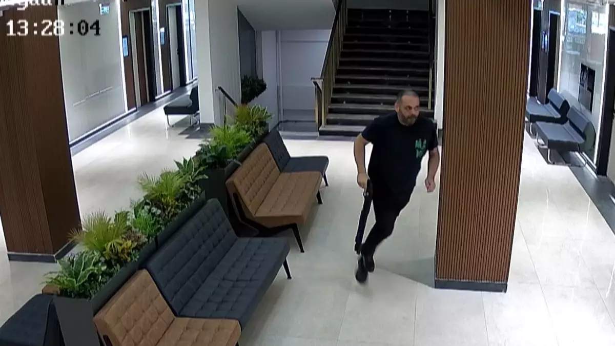 yalnizca bosandigi esini degil hayati da kayip etti xJAxBDOy