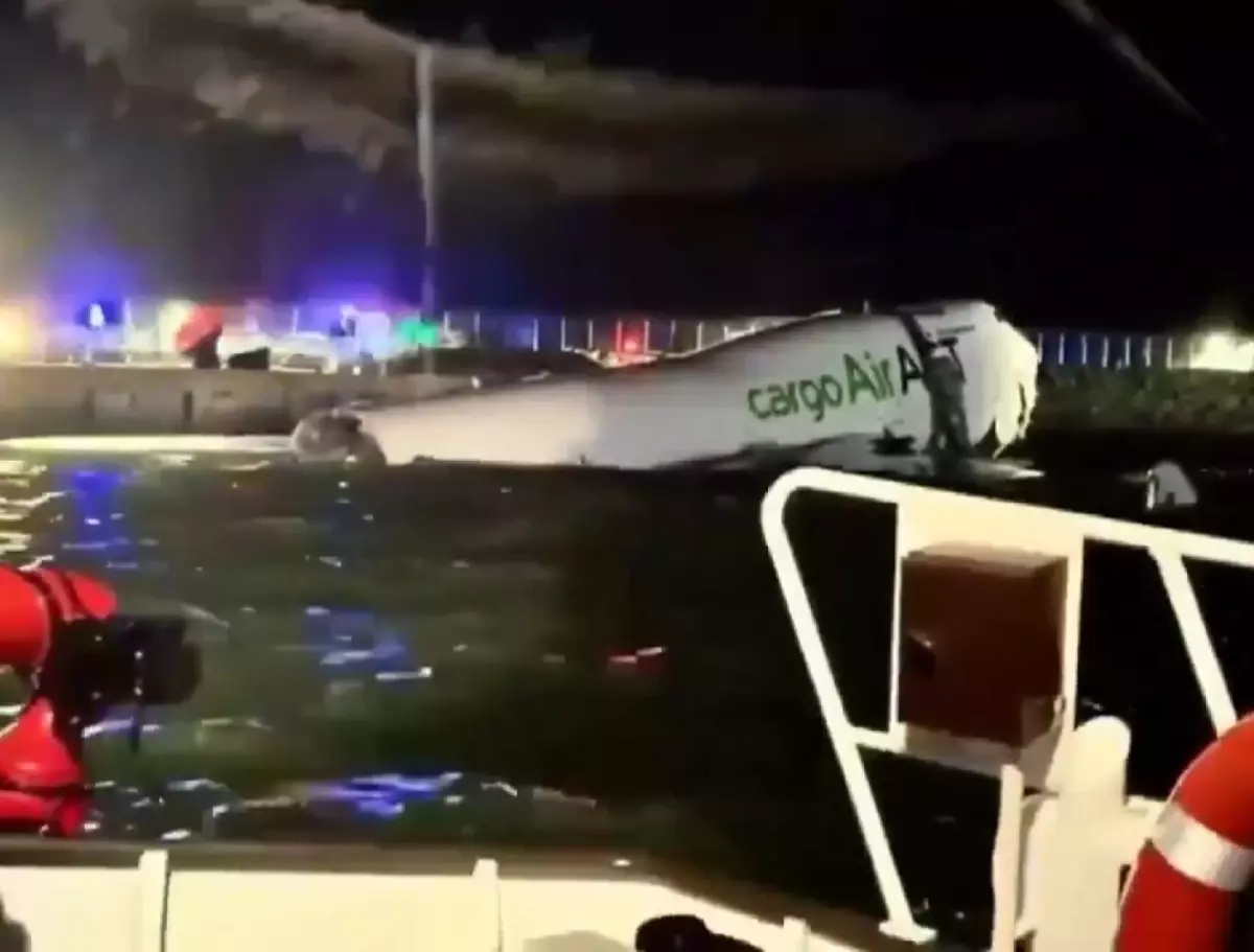 boeing 747 kargo ucagi inis sirasinda kaza yapti w1IqxG9V.jpg