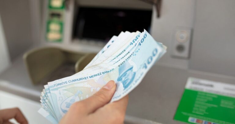bakan-acikladi-odemeler-hesaplara-yatirildi-TaWSv3ZU
